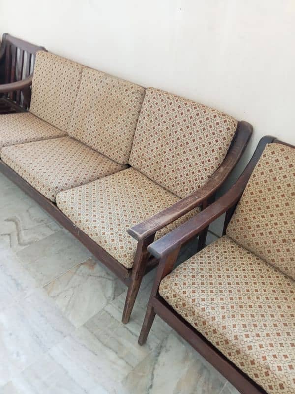 3 seater sofa 4