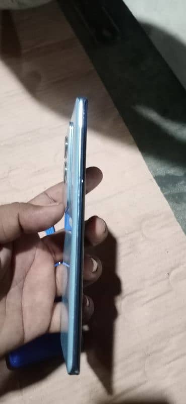 Vivo v29 10 by 10 condition complete Saman box 4