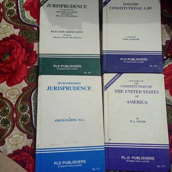 law books LLB 8