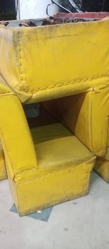 used sofa for sale in Islamabad 2