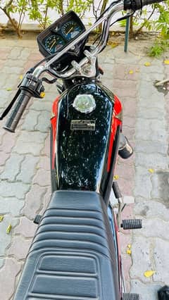 Honda 125 just like new