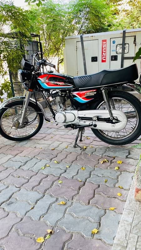 Honda 125 just like new 4