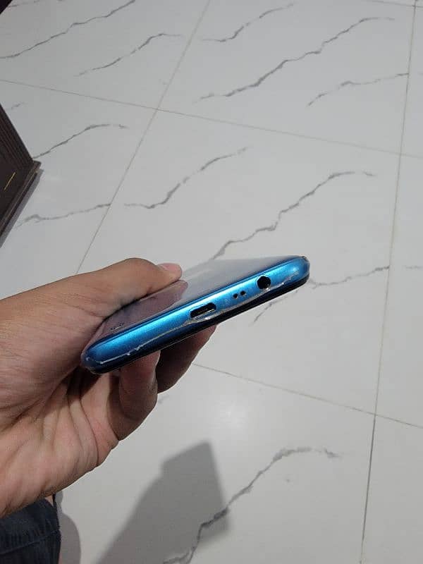 realme c25y 4/64 2