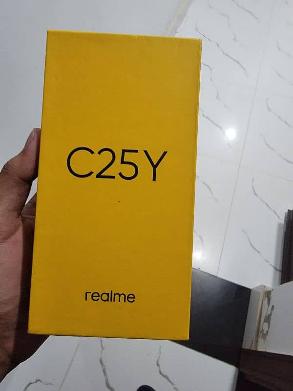 realme c25y 4/64 4