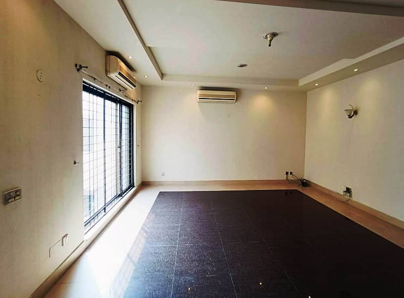 01 Kanal Beautifull House Available For rent in DHA Lahore Cantt 8