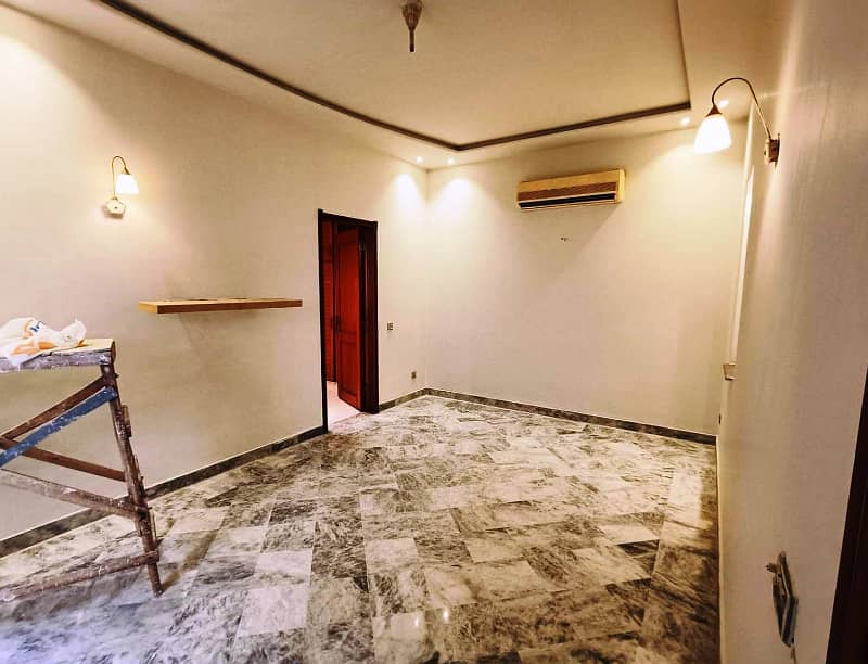 01 Kanal Beautifull House Available For rent in DHA Lahore Cantt 19