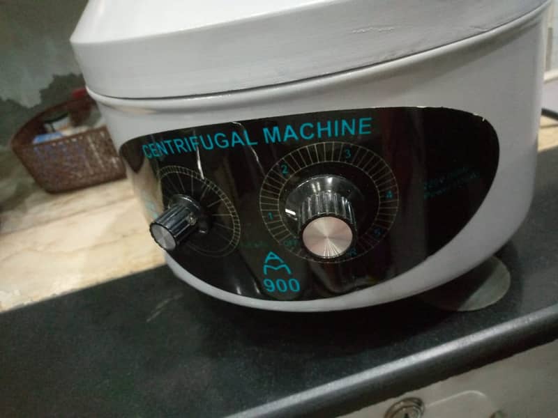 Centrifuge Machine 1