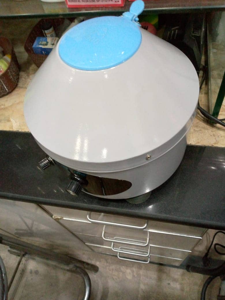 Centrifuge Machine 2