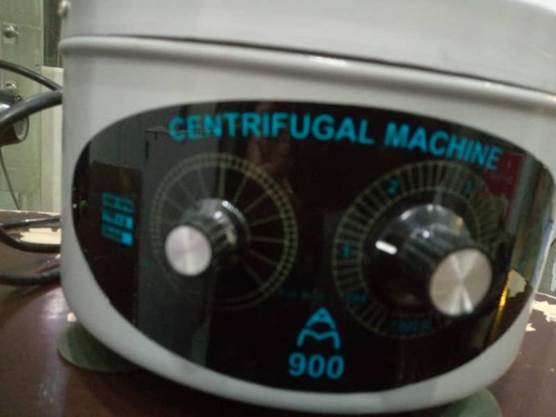 Centrifuge Machine 4