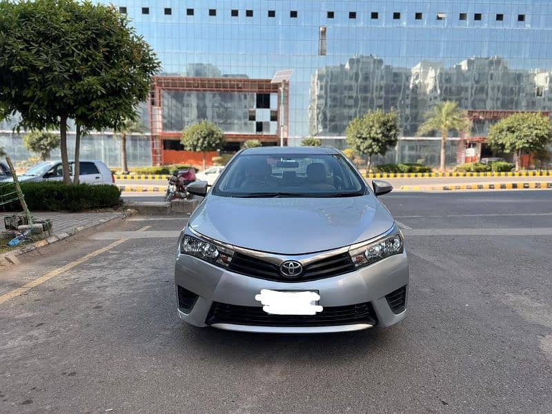 Toyota Corolla GLI 2016 in out class condition for sale in ISLAMABAD 1