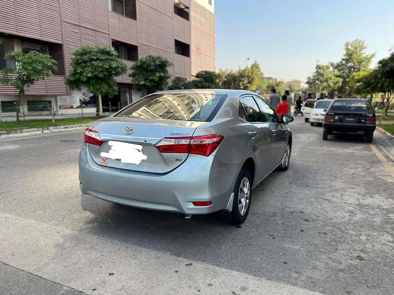 Toyota Corolla GLI 2016 in out class condition for sale in ISLAMABAD 3