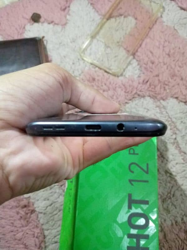 Infinix Hot 12 play 7 gb. 64gb 5