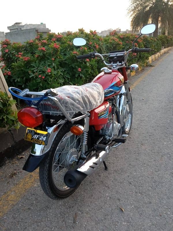 Honda cg125 2024  red color for sale 1