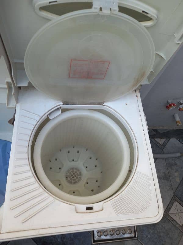 Dawlance Twin washing machine with dryer 2