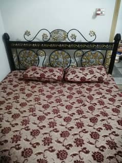 iron bed