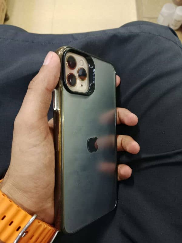 iphone 11 pro max 5