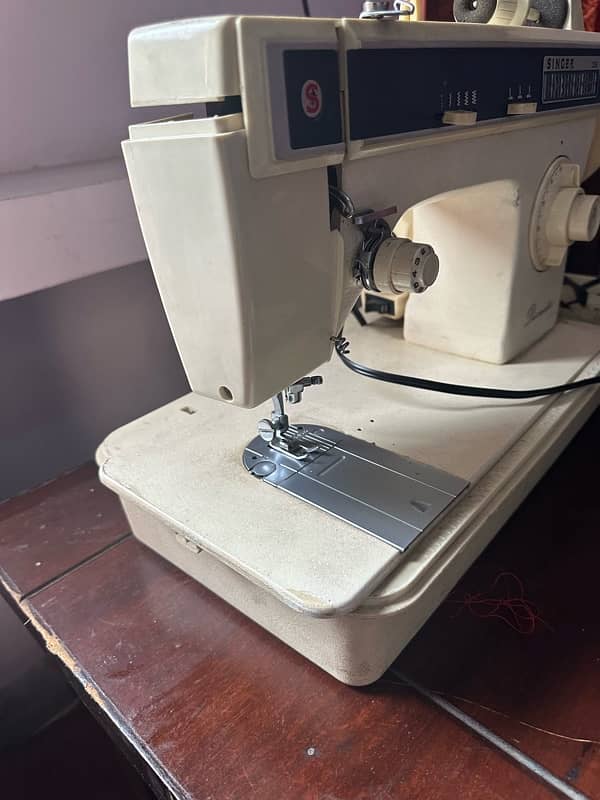 singer 1288 embroidery Machine Discmatic 8