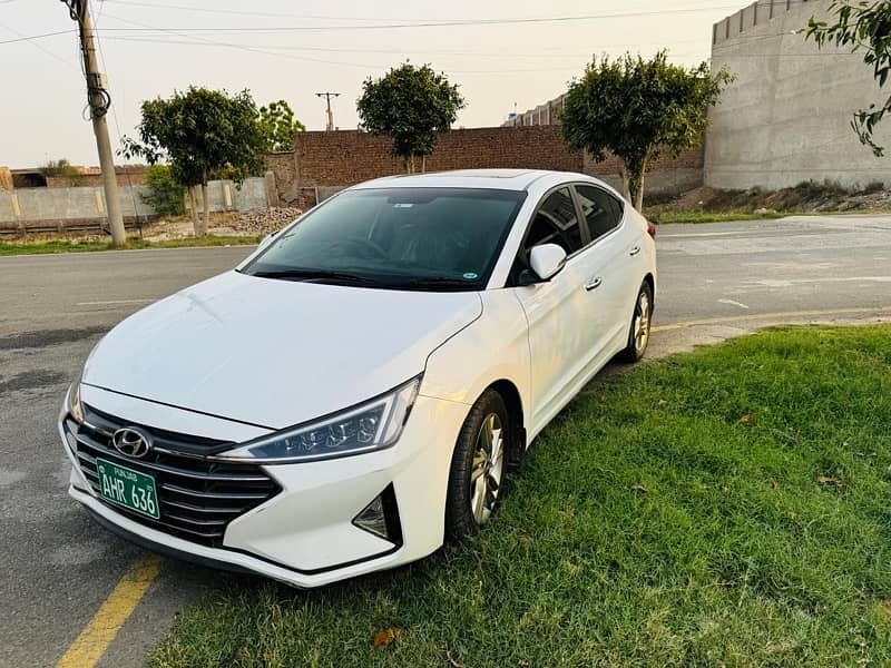 Hyundai Elantra 2021 0