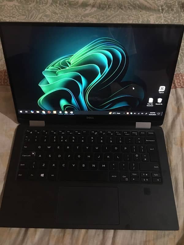 Dell XPS 13 2in1 i5 7th gen Touch screen 0