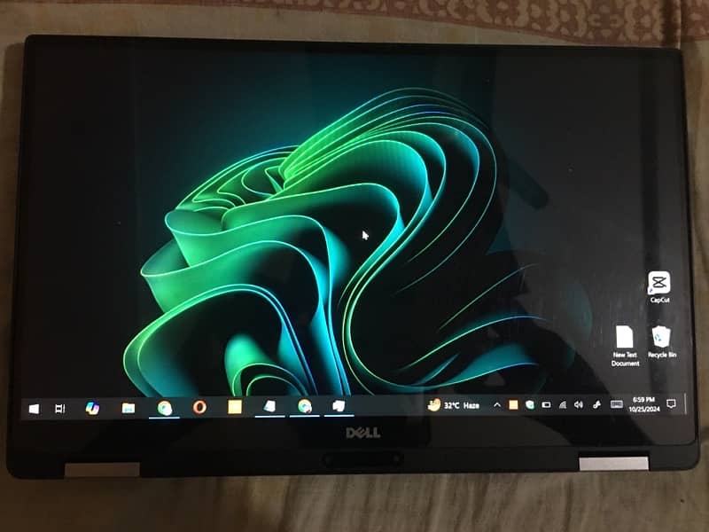 Dell XPS 13 2in1 i5 7th gen Touch screen 1