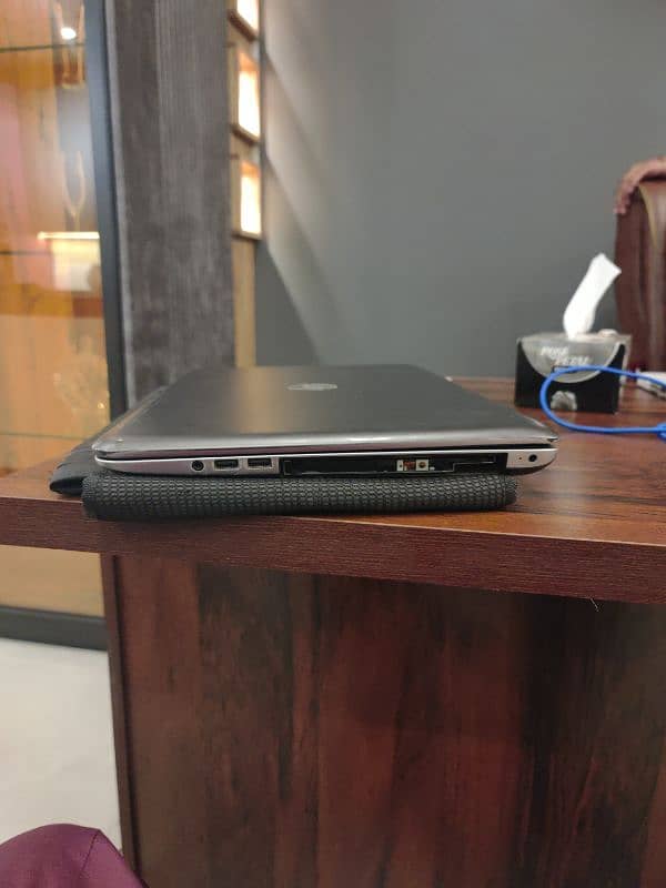 HP Laptop 4