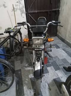 Honda 70cc 19 model bike