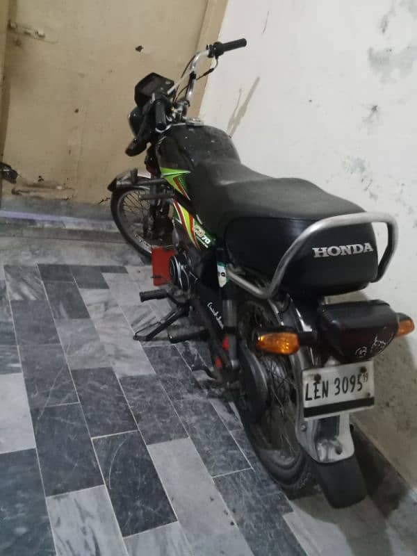 Honda 70cc 19 model bike 6