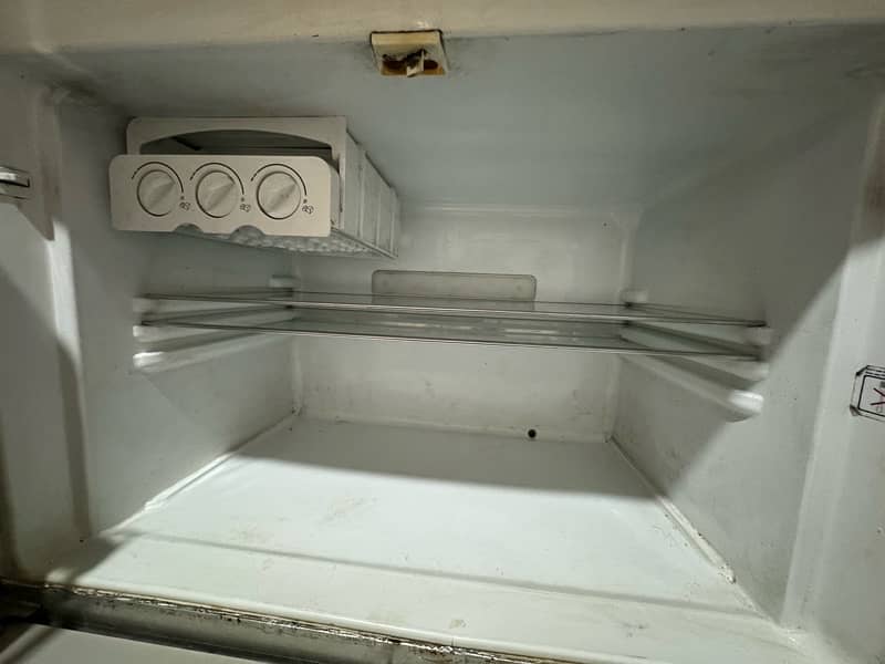 DAWLANCE DFD FRENCH (4 Door) refrigerator 4