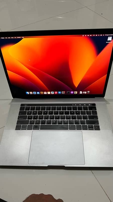 Macbook pro 2017 16gb 512gb 2