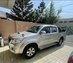 Toyota Hilux vigo 0