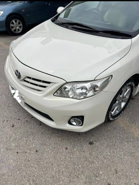 Toyota Corolla Altis 2011 1