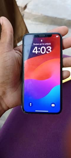 I phone Xs non pta  black color   10 /10 0