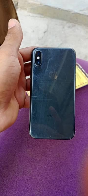 I phone Xs non pta  black color   10 /10 1