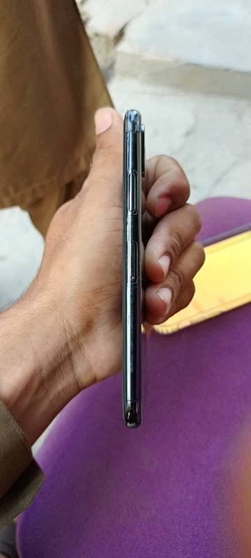 I phone Xs non pta  black color   10 /10 5