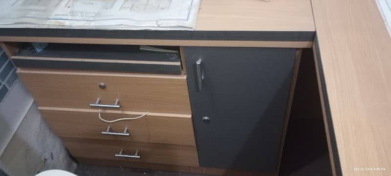 office furniture 1