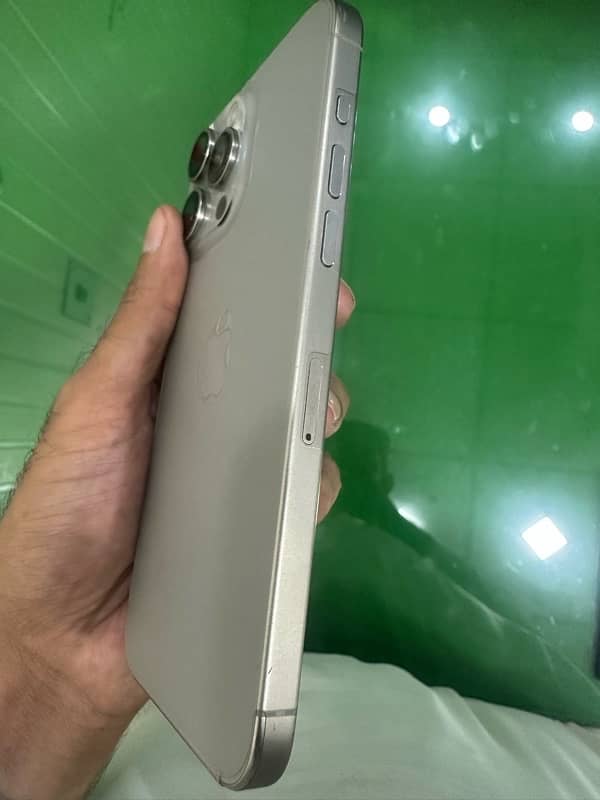 iPhone 15 pro max pta approved with box 256 GB 87BH 1