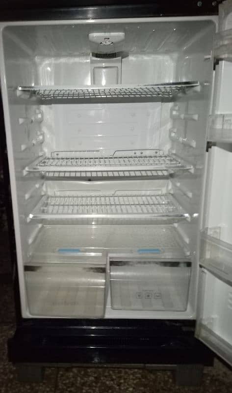 KENWOOD persona double glass door fridge in an Excellent condition 0