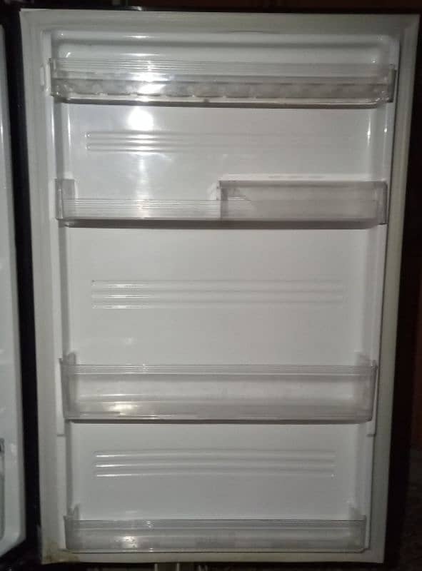 KENWOOD persona double glass door fridge in an Excellent condition 1