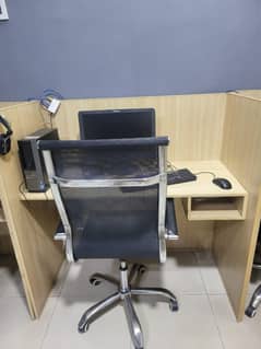 Office Work Station in very good condition