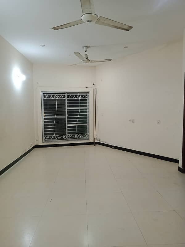 7 marla 1 bed ground floor for rent in psic society near lums dha lhr 1