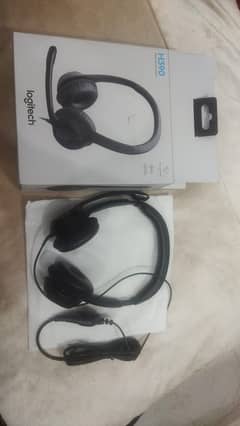 Logitech H390 Wired Headphones with complete noise cancellation