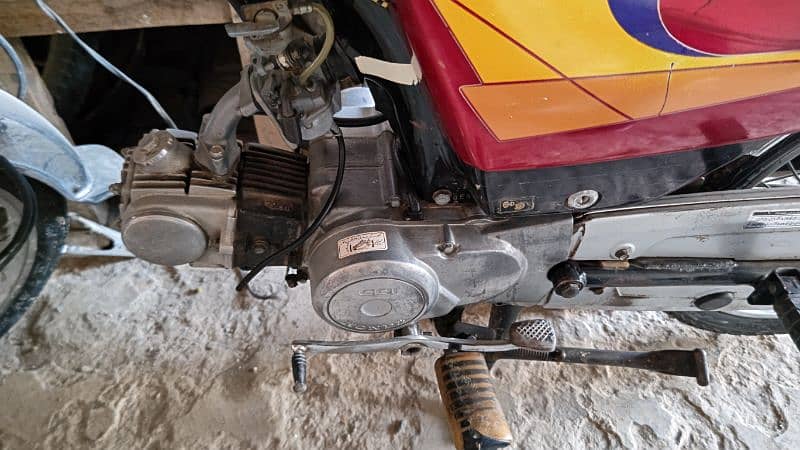 honda cd70  2005 model all original koi Kam ni bike main all ok 1