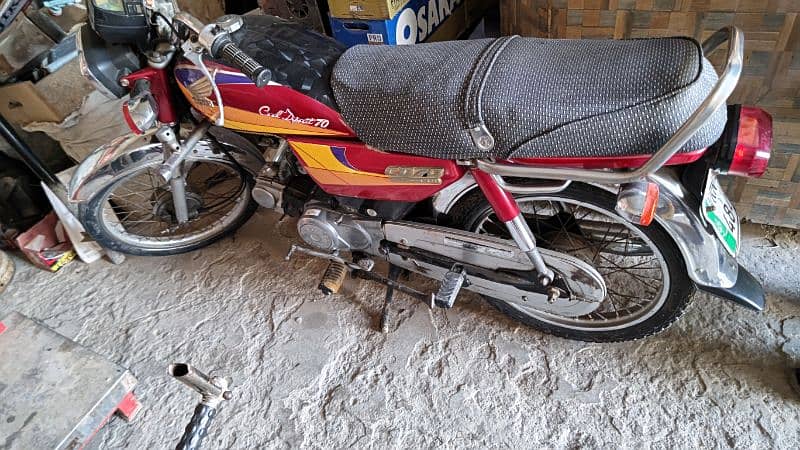 honda cd70  2005 model all original koi Kam ni bike main all ok 4