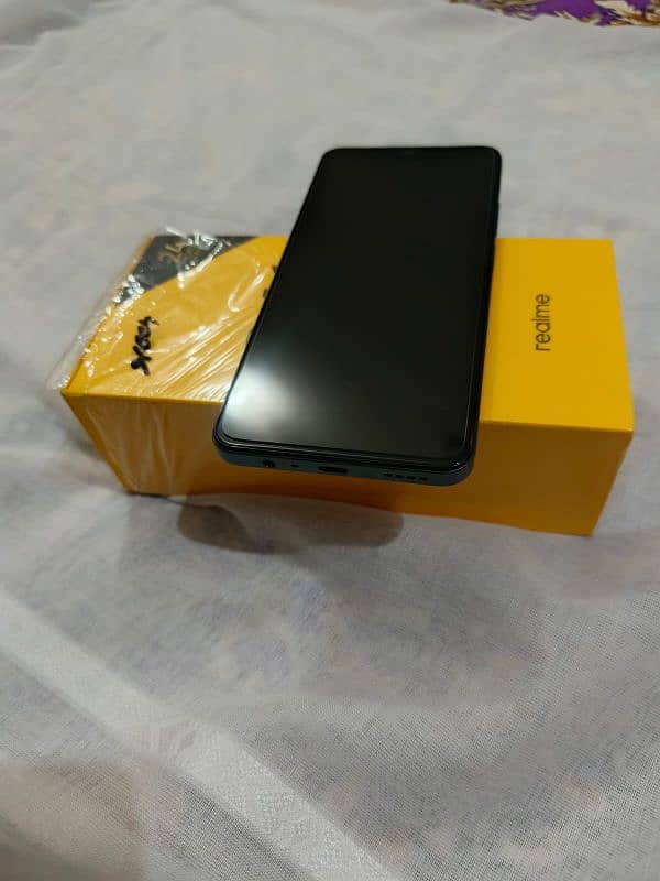 Realme C61 1