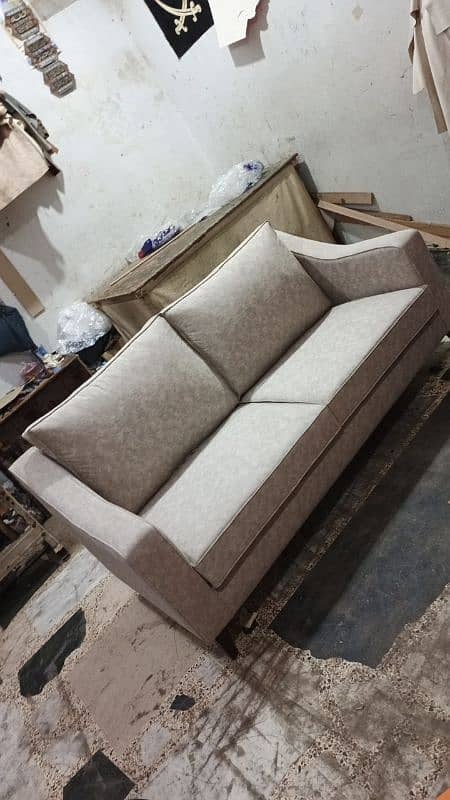 Seven seter sofa bnwanay k lya abi what'sapp pa contact kray 5