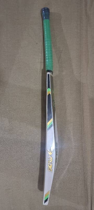 BRAND NEW MIDS BAT 2