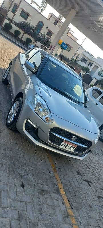 Suzuki Swift 2022 GL CVT 1