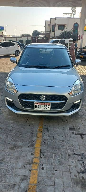 Suzuki Swift 2022 GL CVT 2