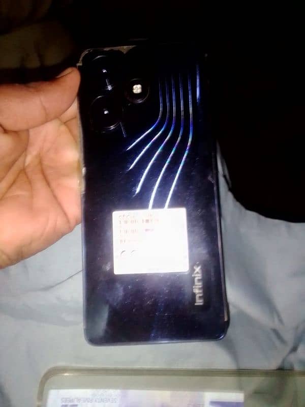 INFINIX HOT 30 1