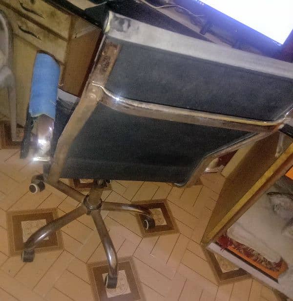 office chair 3